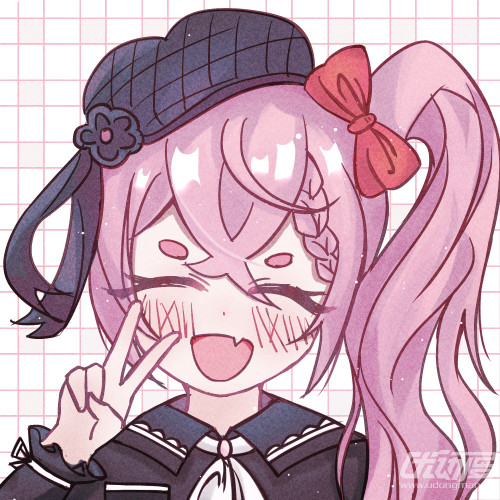 粉头发的小可爱~